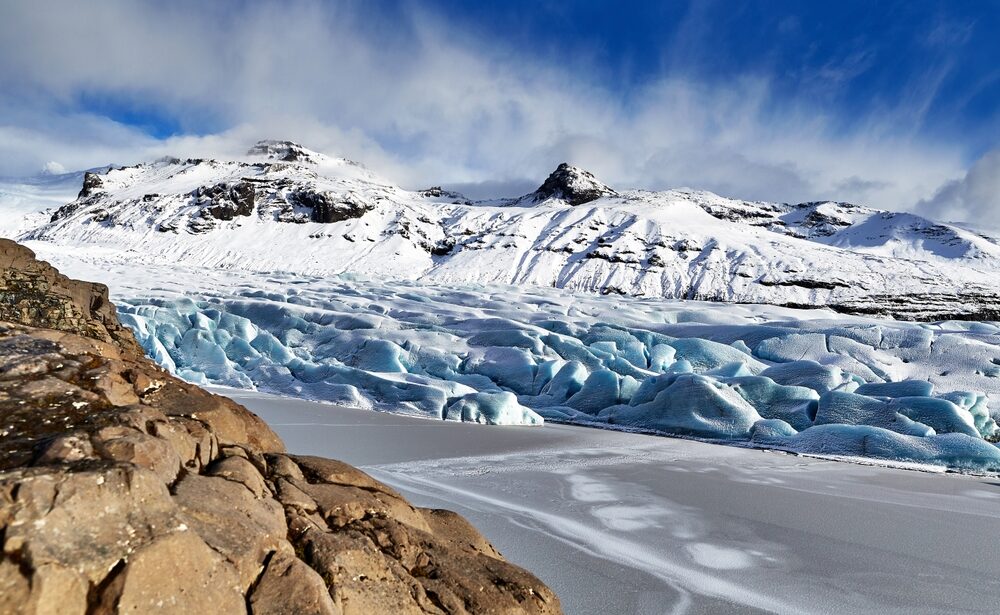 Skaftafell,Glacier,And,Lake,In,Southern,Iceland,In,Winter